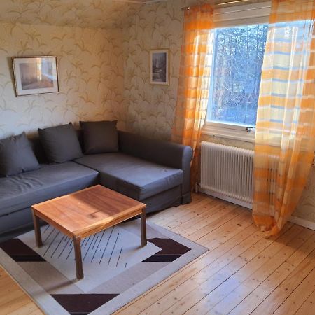 Liten Laegenhet 2 + 2 Pers Fagelfors Luaran gambar