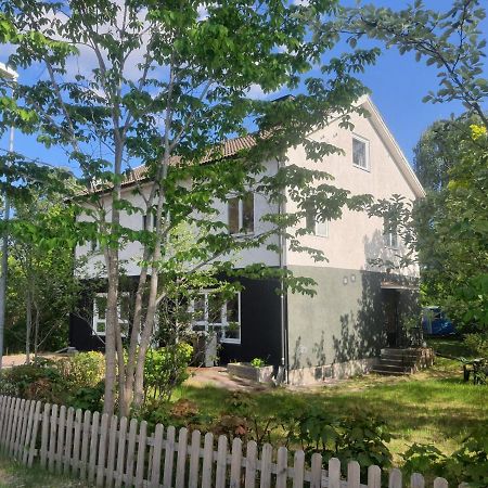 Liten Laegenhet 2 + 2 Pers Fagelfors Luaran gambar