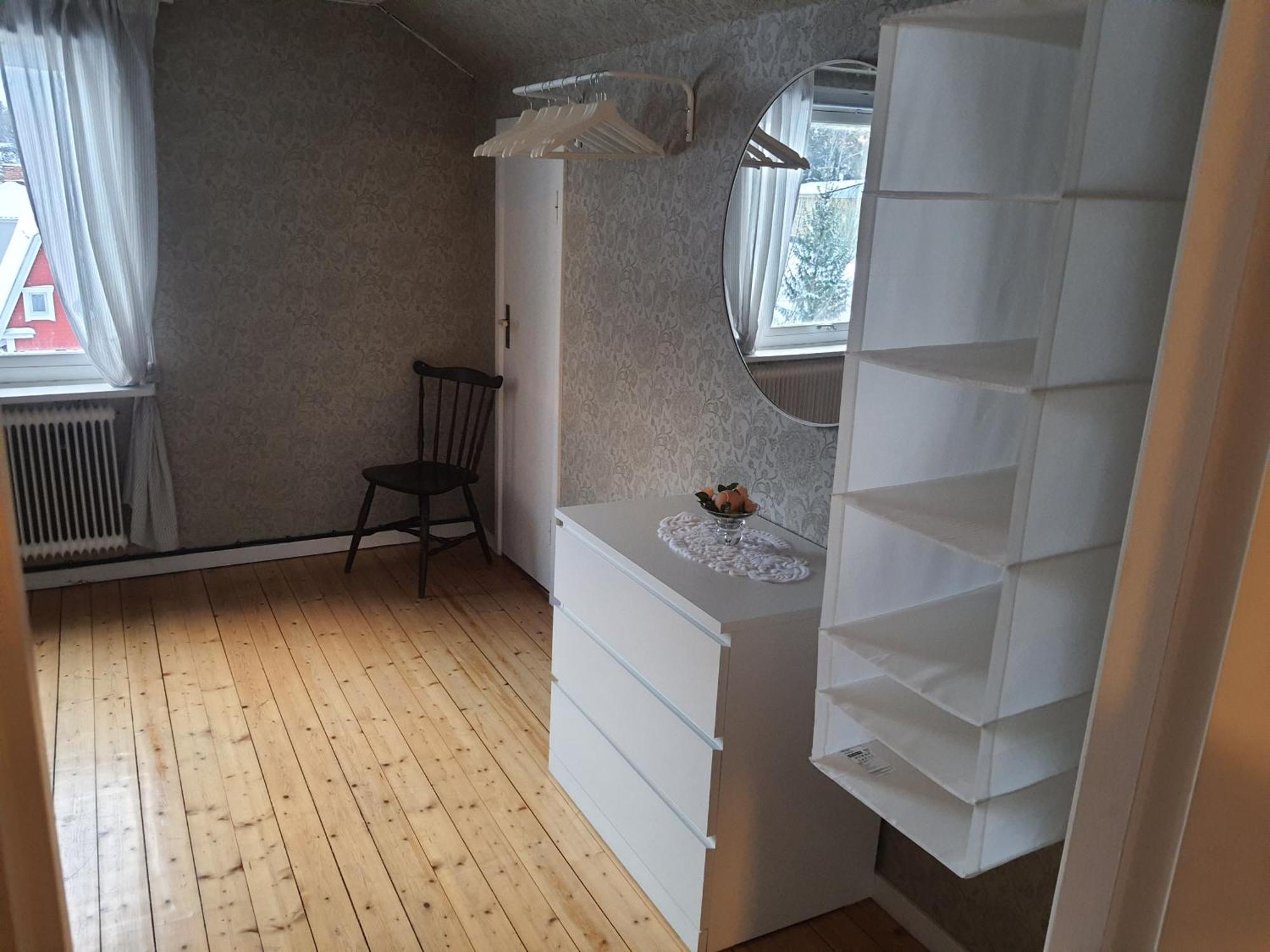 Liten Laegenhet 2 + 2 Pers Fagelfors Luaran gambar
